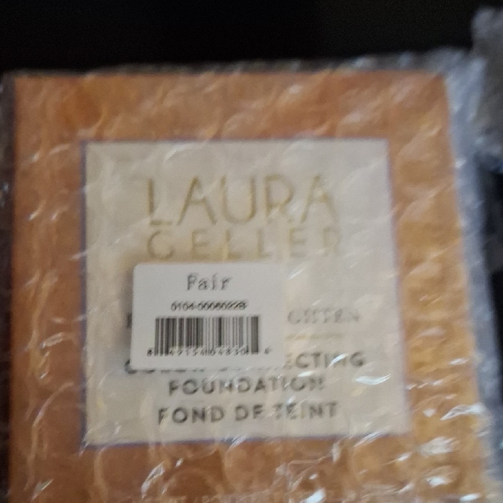 Laura Geller Fair Correcting Foundation Color Fair